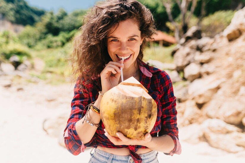  Benefits of Coconut Water for Skin