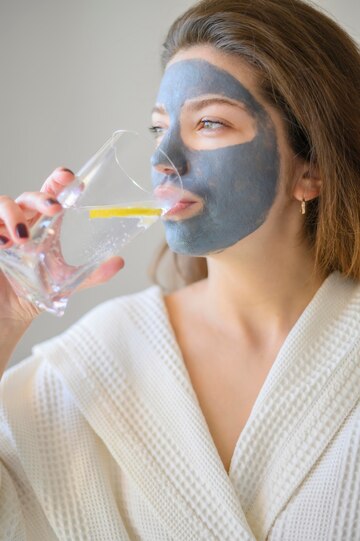 How Does A Night Routine Benefit Your Skin Care Regimen?
